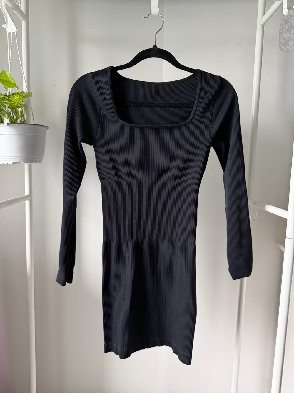 Black Ribbed Long-Sleeve Square-Neck Dress